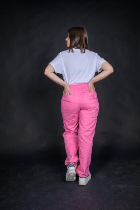 Trendy street workwear pants with adjustable elastic ankle cuffs.